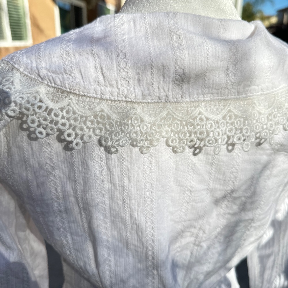 Victorian Style White Eyelet Blouse - Picture 3 of 7
